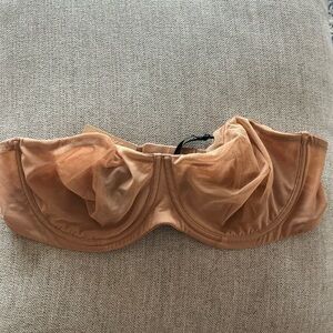 SKIMS Tan Mesh Detail Strapless Bra